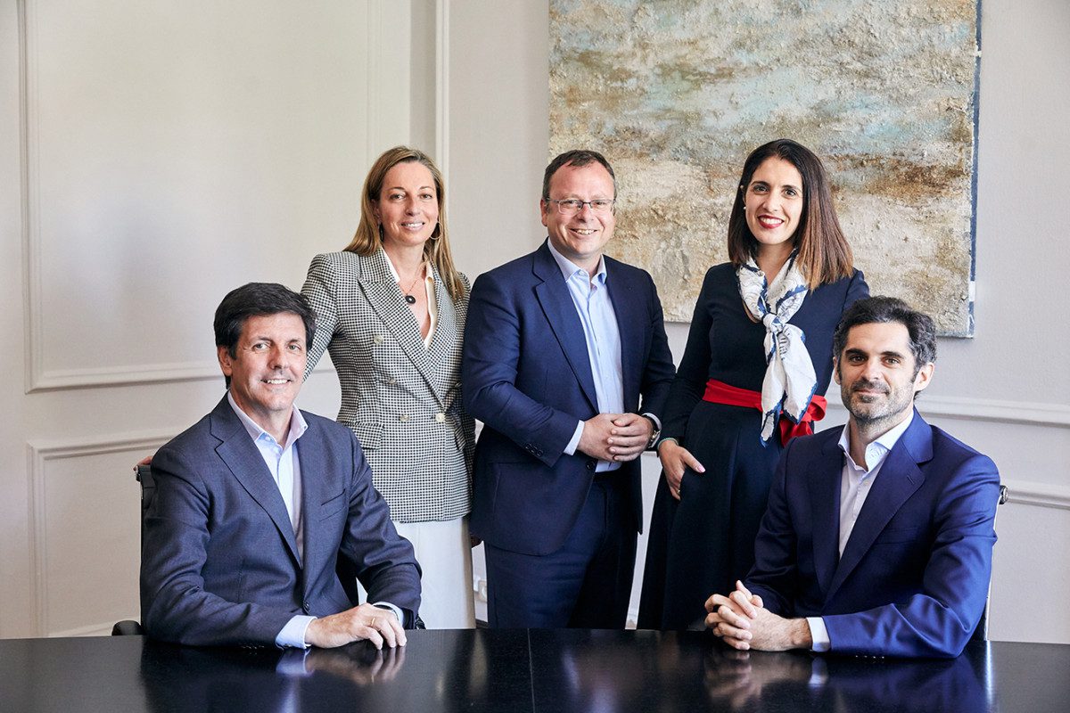 equipo-dpm-finanzas-premio-cfi-1200×800