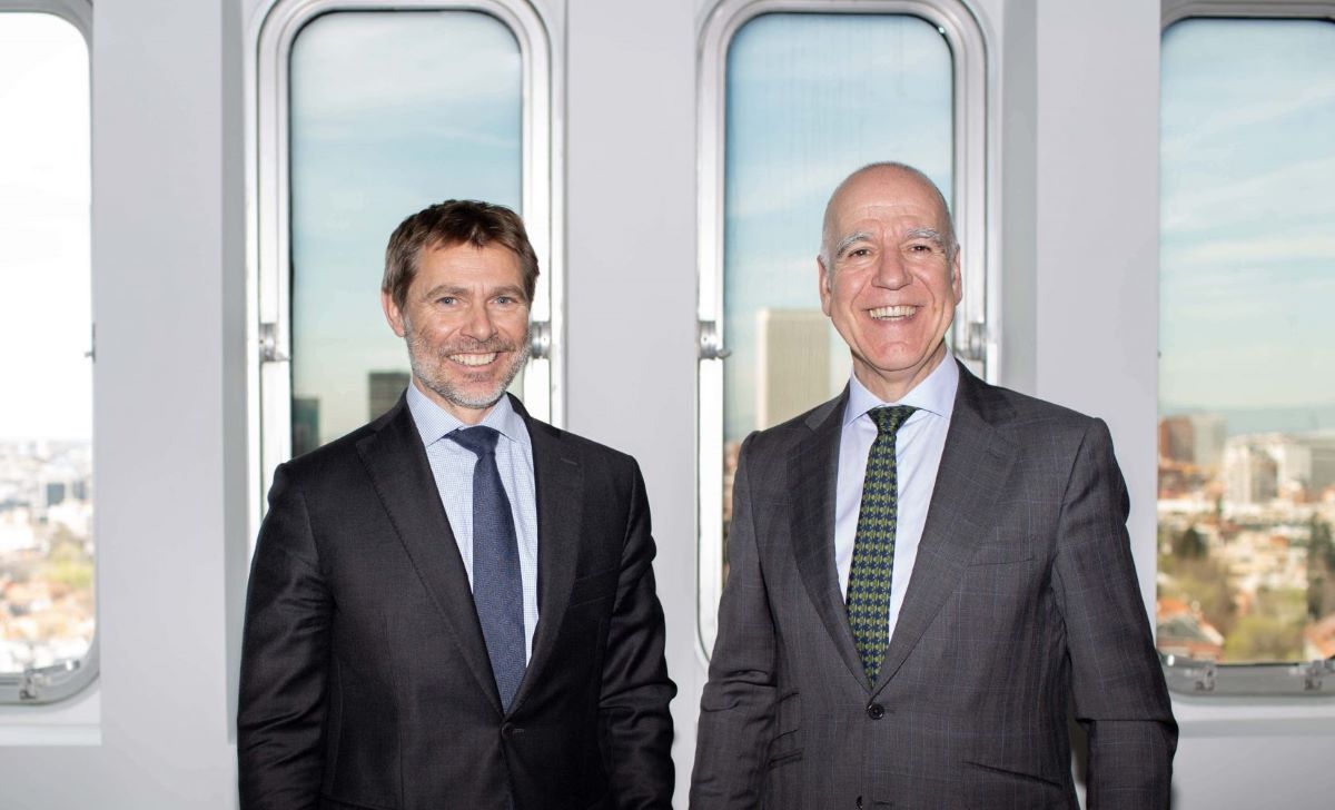 Imagen-1-Acuerdo-entre-MoraBanc-y-Tressis-2048×1365 MoraBanc compra de la mayoría de Tressis