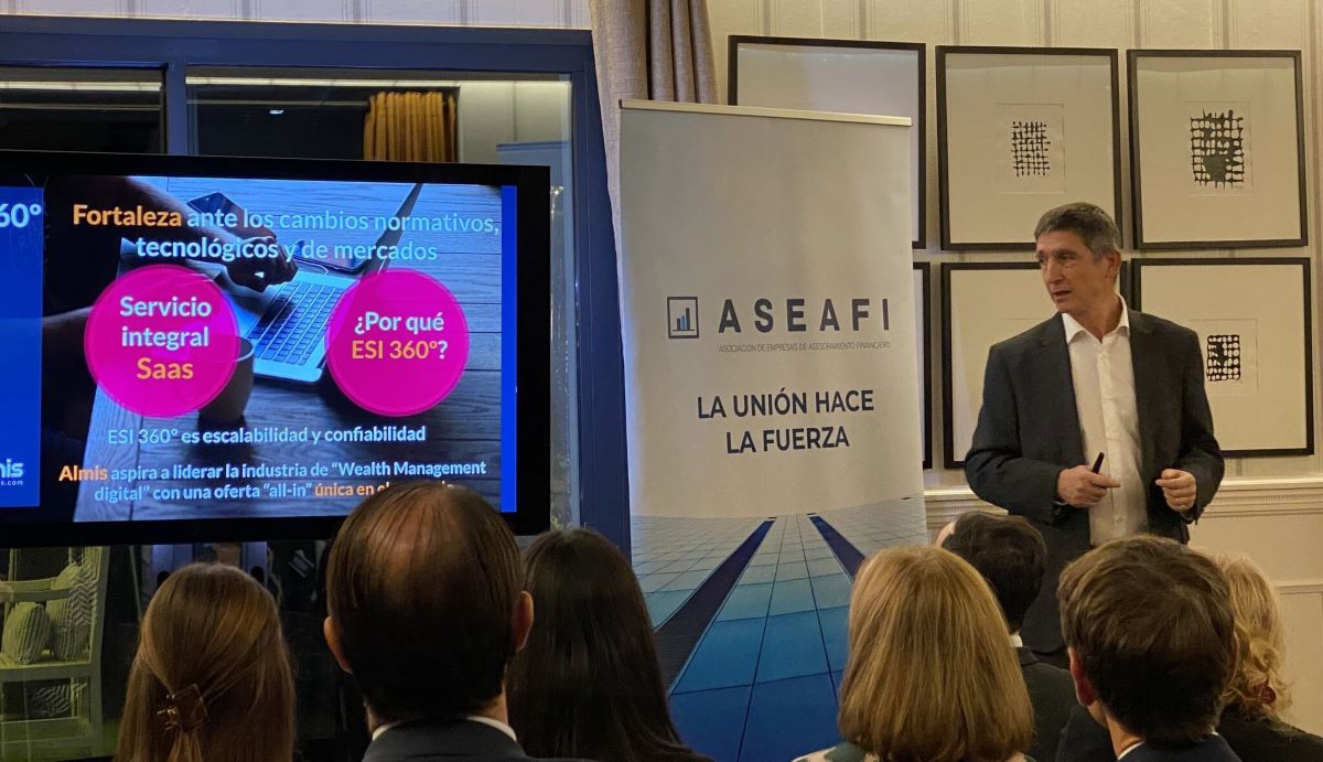 1701084014917 Almis integra los datos de FE fundinfo en su software